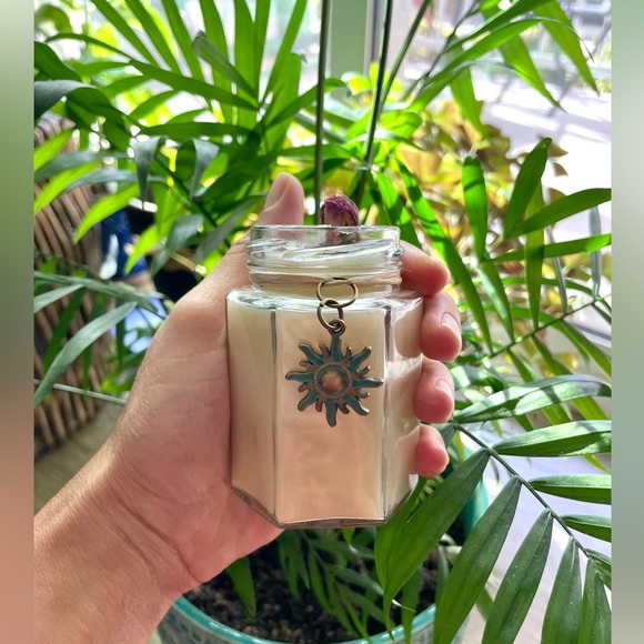 The Gift of Harmony - Picture 6 of 11